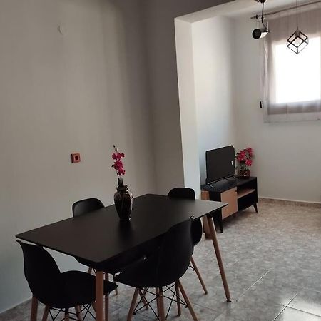 Appartement Familyhouse 1 à Chios Town Extérieur photo